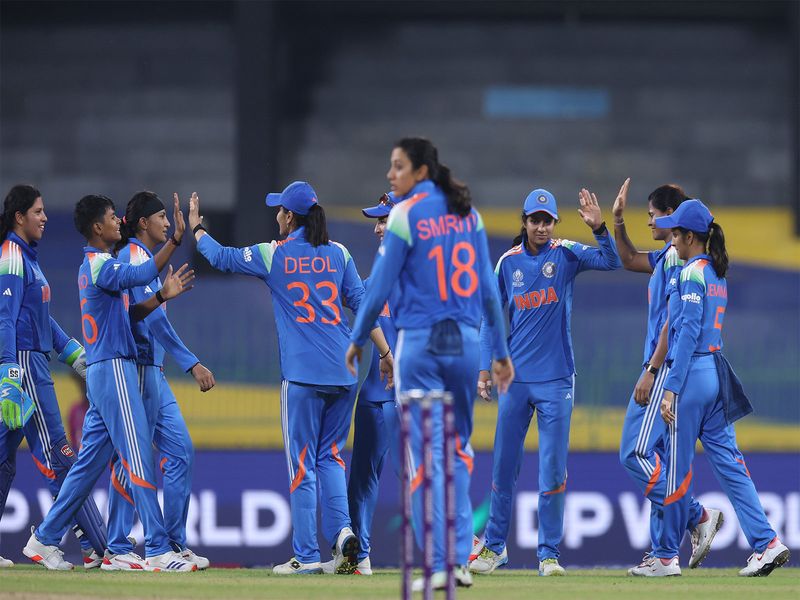 भारत की महिलाओं ने बारिश से प्रभावित आईसीसी महिला विश्व कप मुकाबले में बांग्लादेश को 119/9 पर रोक दिया – द ट्रिब्यून