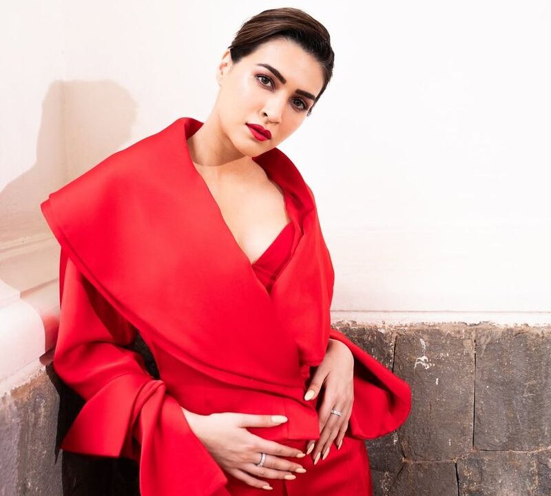 इस वैलेंटाइन वीक में बॉलीवुड डीवाज़ के पास है रेड