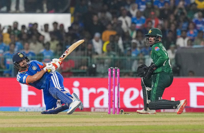 क्रिकेट बेमेल: खत्म हो रही है भारत-पाकिस्तान प्रतिद्वंद्विता!