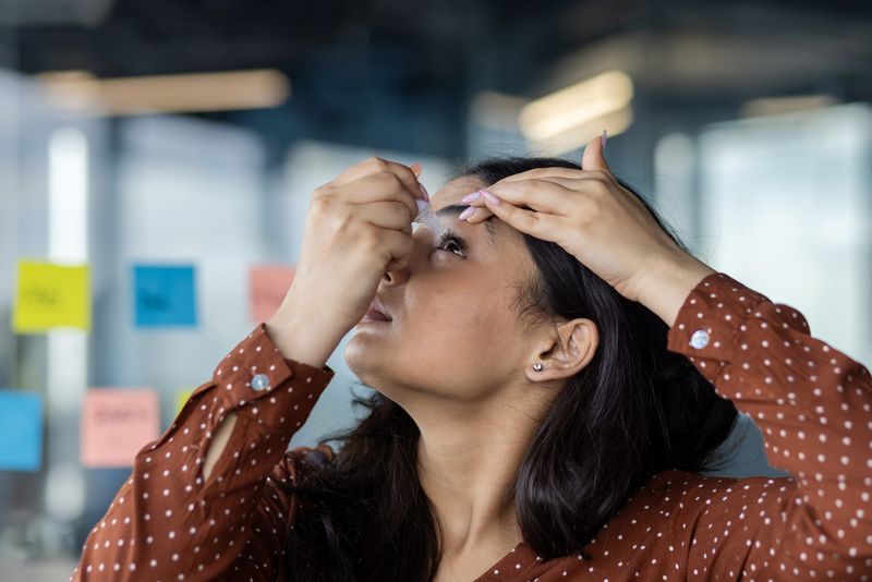 डॉक्टर का भाषण: अनियंत्रित सूखी आंख की बीमारी दृष्टि को क्यों प्रभावित कर सकती है