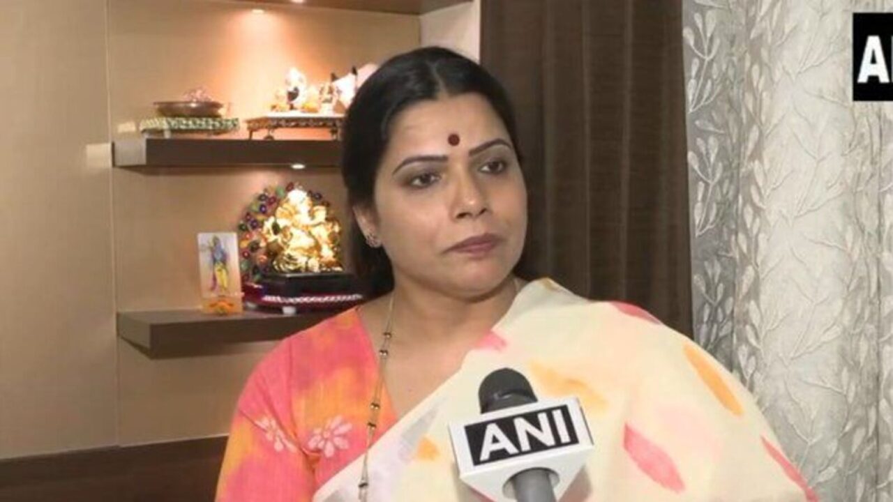 कौन हैं रितु तावड़े? भाजपा नगरसेवक मुंबई के मेयर चुने गए, जिससे इस पद पर 25 साल से चली आ रही शिवसेना की पकड़ खत्म हो गई