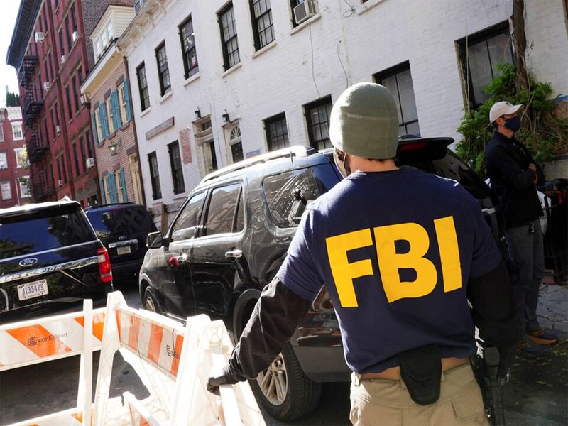 टेक्सास बार में गोलीबारी में तीन की मौत, 14 घायल; एफबीआई “आतंकवाद के संभावित कृत्य” की जांच कर रही है