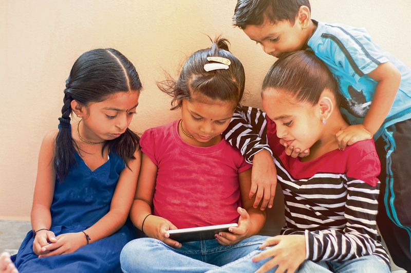 डिजिटल स्क्रीन के कई छिपे खतरे