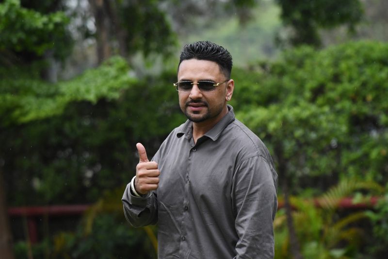 मनोरंजन: मनी औजला तेजी से आगे बढ़ रहा है