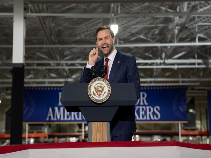 ईरान वेंस के साथ बातचीत करना चाहता है, कुशनर या विटकॉफ़ से नहीं: रिपोर्ट