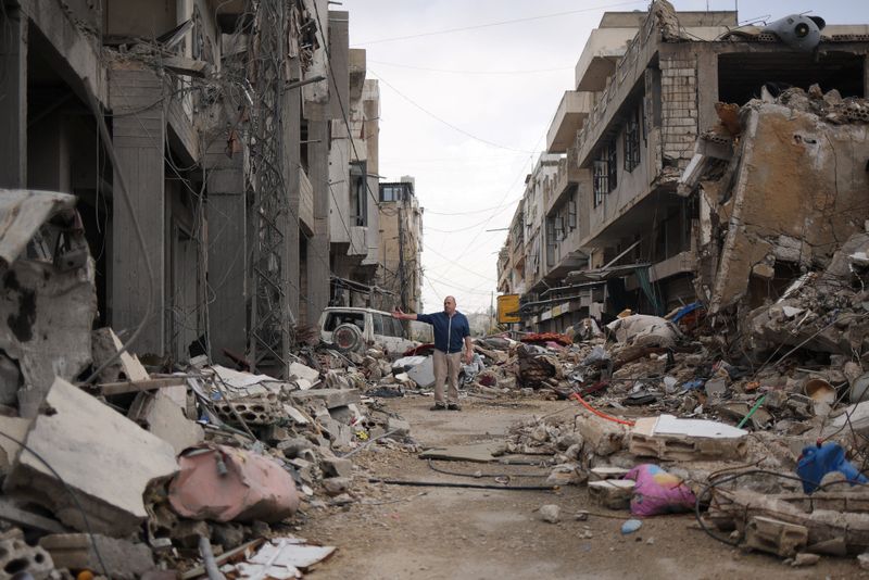 अमेरिका ने बीकन, सशस्त्र ड्रोन और विशेष बलों के माध्यम से फंसे हुए एयरमैन को ट्रैक किया, बचाया