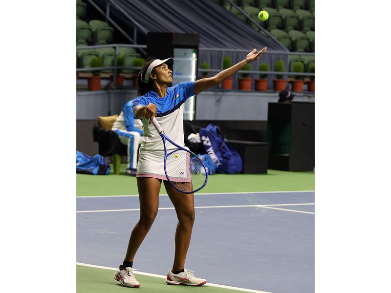 बारिश के कारण बिली जीन किंग कप मुकाबला रुकने से थाईलैंड ने भारत पर शुरुआती बढ़त बना ली – द ट्रिब्यून