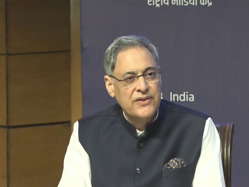 कुवैत और इजराइल के खुले हवाई क्षेत्र से पश्चिम एशिया में उड़ान की स्थिति में सुधार: विदेश मंत्रालय