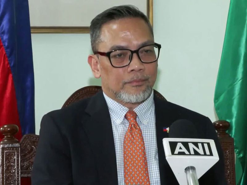 आसियान लक्ष्यों को प्राप्त करने में भारत बहुत महत्वपूर्ण भूमिका निभाता है: फिलीपींस के दूत का कहना है कि विदेश मंत्री की मनीला यात्रा मंच की एकता, केंद्रीयता के लिए समर्थन दिखाती है