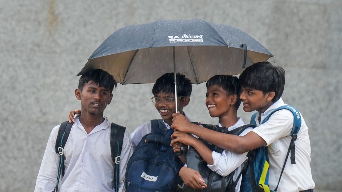 Weather Forecast Today: दिल्ली- UP समेत 18 राज्यों में Rain Alert, अगले 7 दिनों तक मौसम रहेगा खराब
